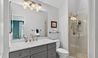 6282 15TH Rd N, Arlington, VA 22205