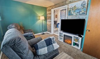 1917 Arthur St, Caldwell, ID 83605