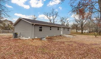 501 E Prairie Ln, Ash Grove, MO 65604