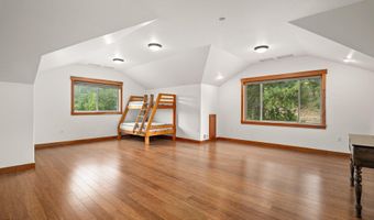 22494 Jefferson Rd, Ashland, OR 97520