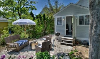 220 Narragansett Ave, Barrington, RI 02806