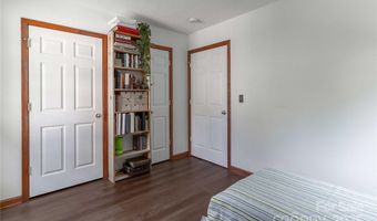 132 Warren Haynes Dr, Asheville, NC 28806