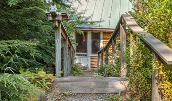 67 S Sandy Cove Rd, Belgrade, ME 04917
