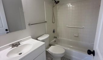 1218 PERRY St NE 202, Washington, DC 20017