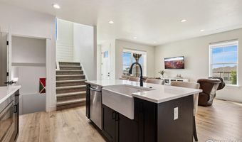 760 Crossbill Dr, Berthoud, CO 80513