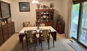 107 Golf Course Dr, Armstrong, IA 50514