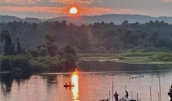 28 Spring Tree Rd, Brattleboro, VT 05301