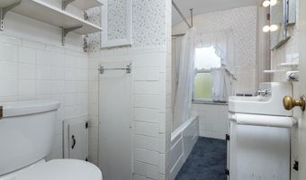 154 Essex Rd, North Kingstown, RI 02852