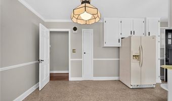 203 Ridgecrest Rd, Asheboro, NC 27203