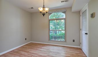 8302 TOBIN Rd 11, Annandale, VA 22003