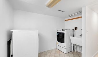 4413 E 7TH St, Cheyenne, WY 82001