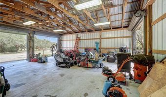 1320 W Highland Ave, Aransas Pass, TX 78336
