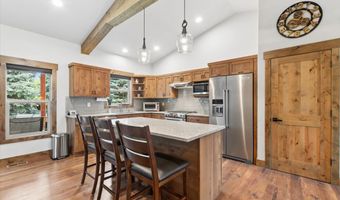 236 Bluebunch Ct, Bigfork, MT 59911