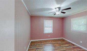 5802 MENDENHALL Rd, Archdale, NC 27263
