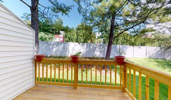68 Virginia Ave 14, Danbury, CT 06810