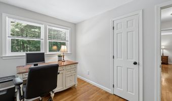 17 Candlewood Dr, Amherst, NH 03031