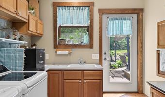 1984 35th Ave, Alden, WI 54020