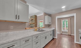 12480 Beech Fork Ln, Athens, AL 35611