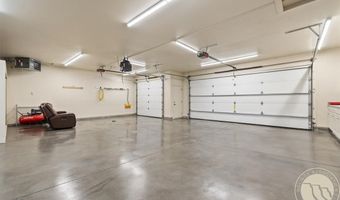 6090 Masters Blvd, Billings, MT 59106