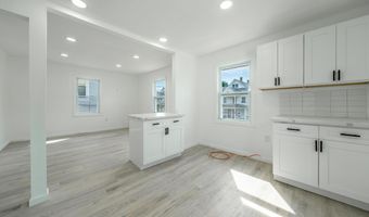 24 Slater St, Amsterdam, NY 12010