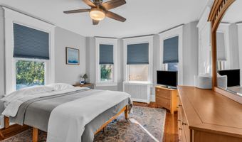 61 E Washington Ave, Atlantic Highlands, NJ 07716