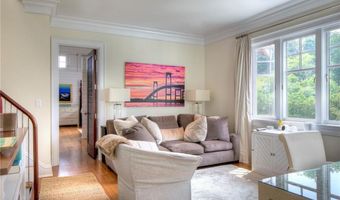 2 Harbor View Dr, Newport, RI 02840