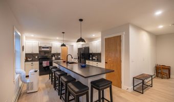 319 Harmons Corner Rd, Auburn, ME 04210