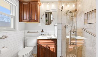 291 W Westwood Dr, Augusta, KS 67010