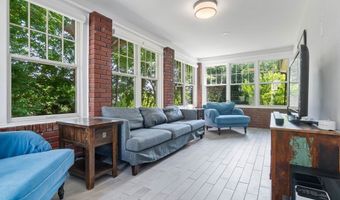 418 Mystic St, Arlington, MA 02474