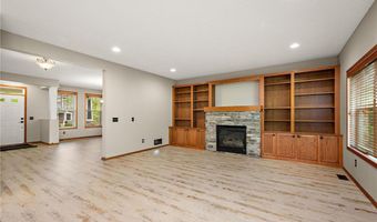 11301 69th St NE, Albertville, MN 55301