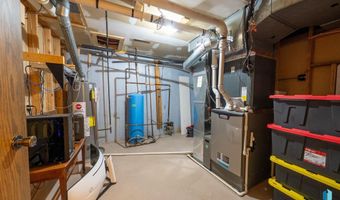 2908 N Oak Rd, Brandon, SD 57005