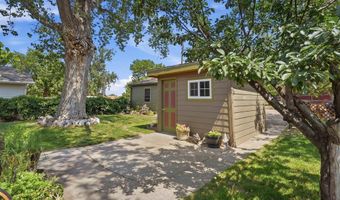 207 8th Ave, Belle Fourche, SD 57717