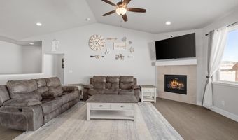 5604 OPAL Dr, Cheyenne, WY 82009