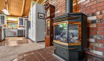 1639 W Hillsdale Rd, Athol, ID 83801