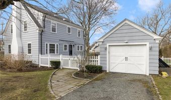 67 Harrison Ave, Newport, RI 02840