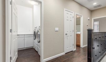 42424 N GAVILAN PEAK Pkwy 23102, Anthem, AZ 85086