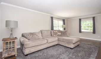 1458 CLUBVIEW Dr, Alexander City, AL 35010