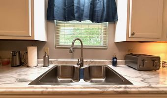 577 Briarwood Ln, Bedford, IN 47421