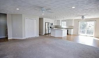 51 Newport Ave, Middletown, RI 02842
