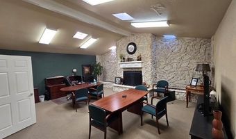 705 W Broadway, Andrews, TX 79714