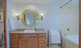 36601 N MULE TRAIN Rd A32, Carefree, AZ 85377