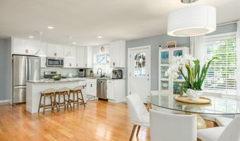 42 Chestnut St 11, Bethel, CT 06801