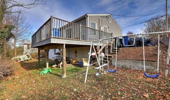 42 Highland Ave, Ansonia, CT 06401