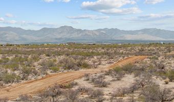 W Saguaro Hill B-2 Road, Congress, AZ 85332