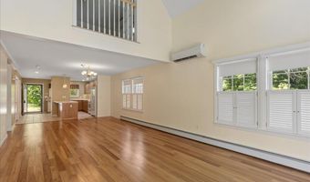51 Dockside Ln, Belfast, ME 04915