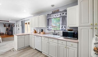 1239 Dossett St, Athens, TN 37303
