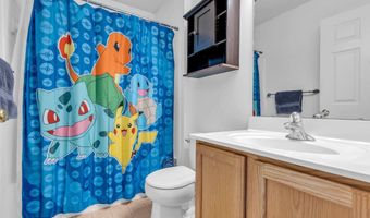 18 Foxmoor Ln, Bayville, NJ 08721