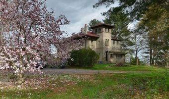 7 Old Depot Rd, Chester, CT 06412