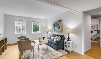 6625 10TH St A1, Alexandria, VA 22307
