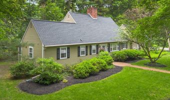 28 Lincoln Dr, Acton, MA 01720